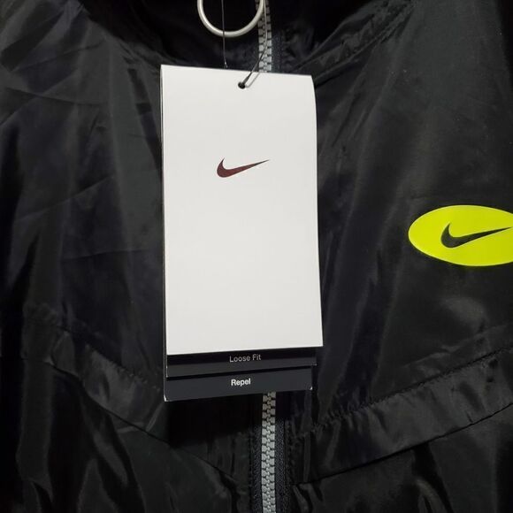 NIKE WOMEN SZ SMALL ICON CLASH WATER REPELLENT RUNNING JACKET BLACK NWT - Picture 4 of 11